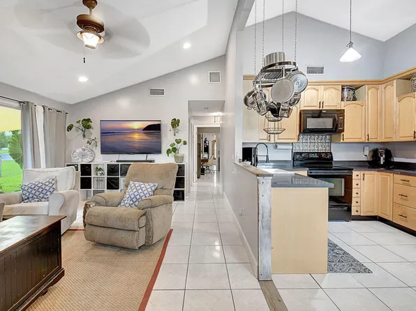 5513 Courtney Circle, Boynton Beach, FL 33472