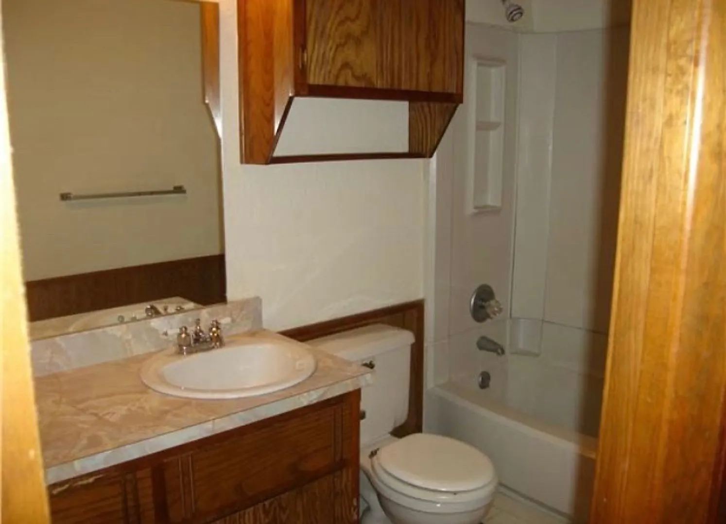 Cozy duplex located near OCCC! — Photo 1