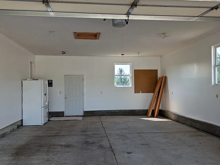 12300 S 134th St — Photo 17