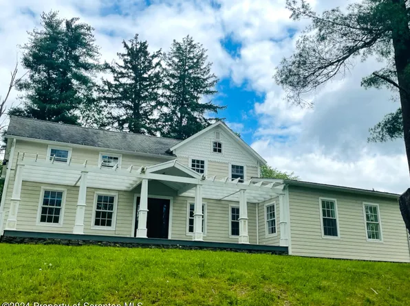 2030 N Overbrook Rd, Factoryville, PA 18419