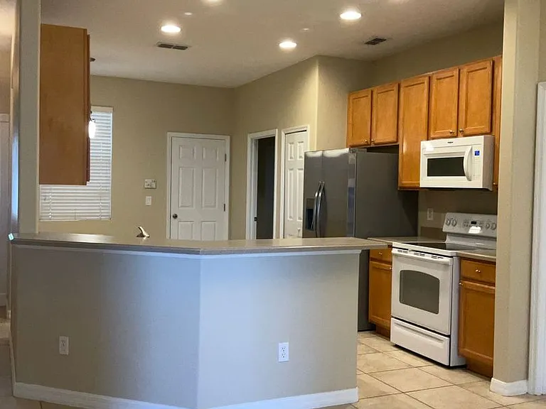 5303 Cape Hatteras Dr — Photo 7