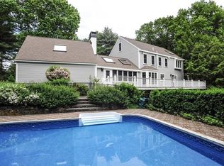 10 Barn Swallow Ln, Duxbury, MA 02332