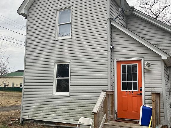 2nd image of 208 W 2nd St