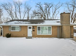 725 Oriole Dr, Streamwood, IL