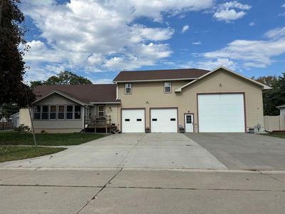 417 E Braasch Ave, Norfolk, NE, 68701