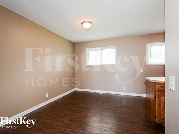 5th image of 620 Blackbird Dr