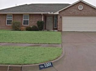 1201 Harvest Trl, Yukon, OK 73099