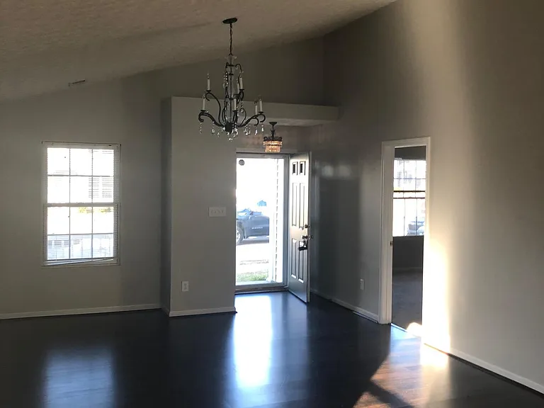 7018 Shanty Creek Dr — Photo 3