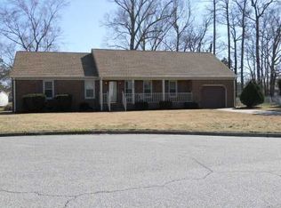 305 Saddle Ct, Chesapeake, VA 23323