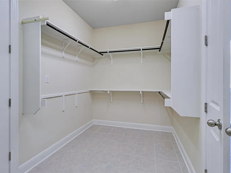 3009 Silvergrass Cv — Photo 19