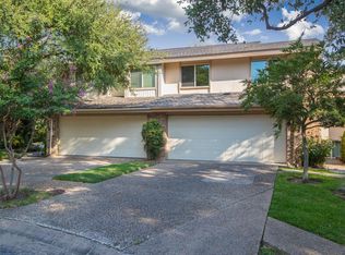 2938 Woodcroft Cir, Carrollton, TX 75006