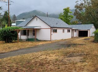 592 SE Bills Rd, Myrtle Creek, OR 97457