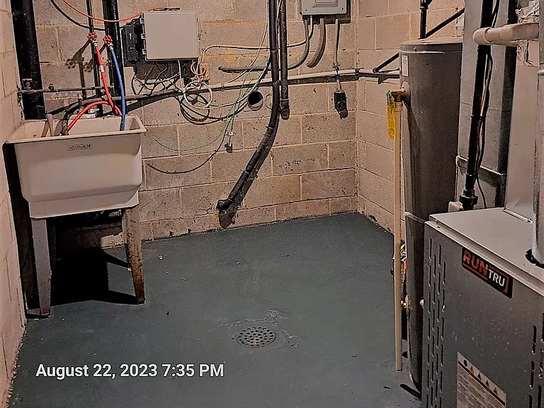 Washer dryer (gas or electric) hook up laundry area