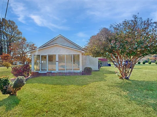 671 Flats Rd, Urbanna, VA 23175