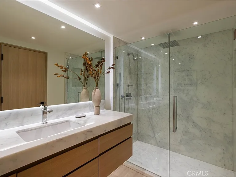 31899 Circle Dr — Photo 24