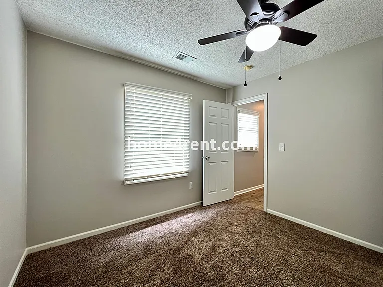 14068 W 147th Pl — Photo 41
