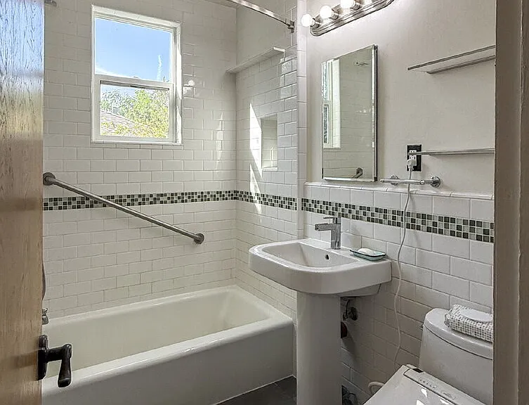 1401 Dartmouth Dr — Photo 29