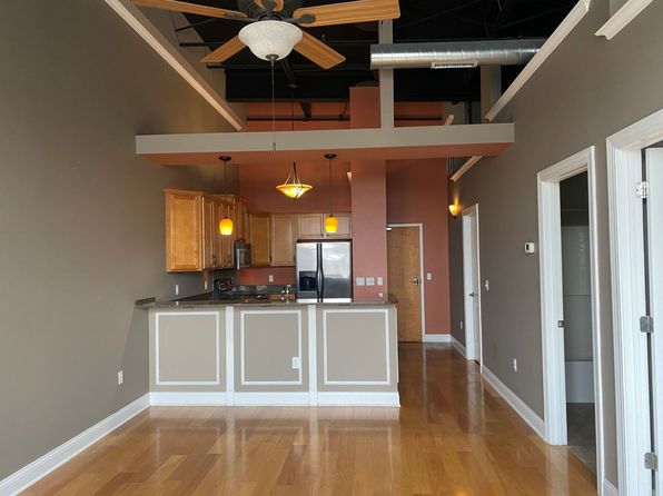 6 N Lafayette St Ste 208