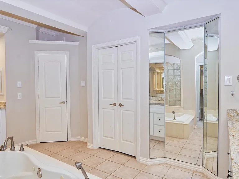 21318 Chickory Trl — Photo 18