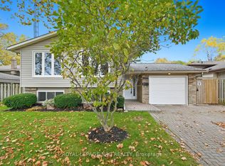 4448 Meadowvale Dr, Niagara Falls, ON L2E 5W9