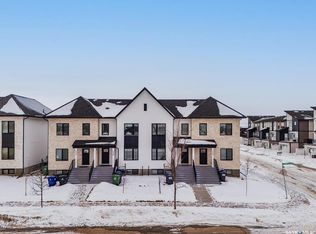 241 Feheregyhazi Blvd, Saskatoon, SK S7W1G7