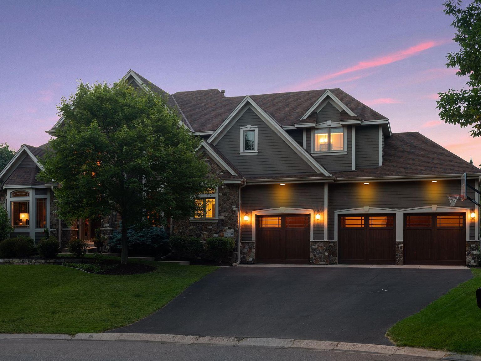 16100 48th Ave N, Plymouth, MN 55446 Zillow