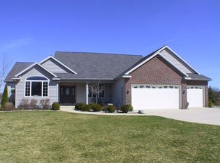 13205 Taylor Rd, Churubusco, IN 46723