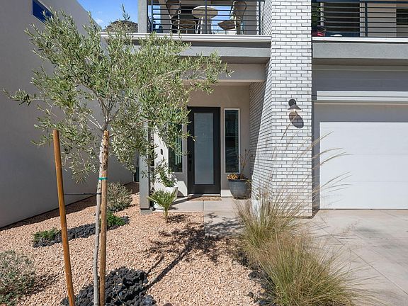 3rd image of 878 S Walker Way St