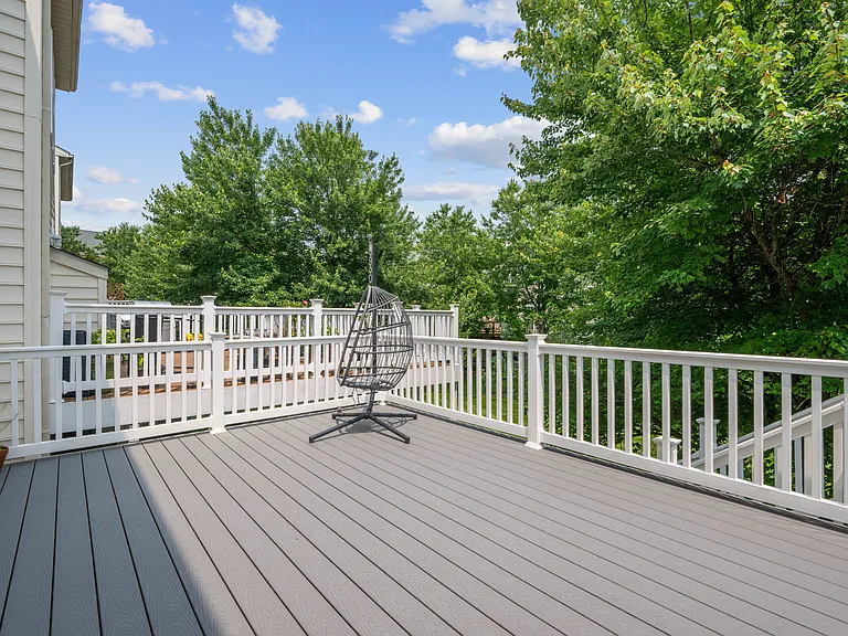 10745 Hillingdon Rd — Photo 21