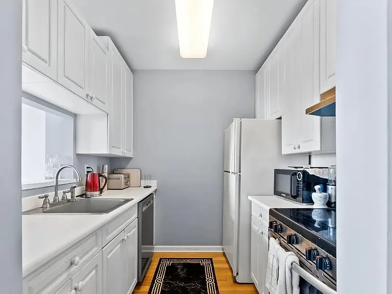 20 2nd St #2601 — Photo 10