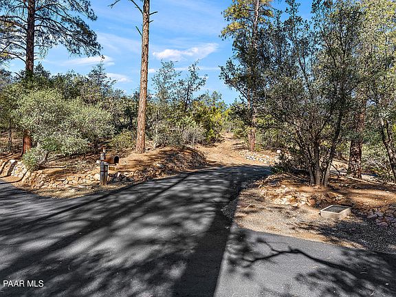 5th image of 3185 W Warm Springs Rd