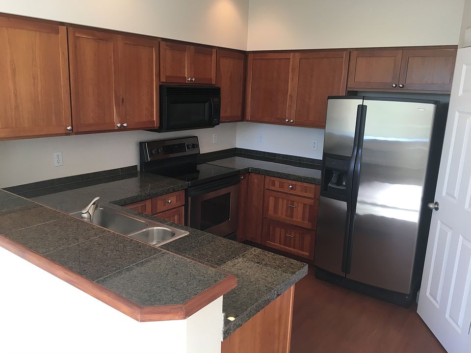 1st image of 3500 E Lake Sammamish Pkwy SE #104