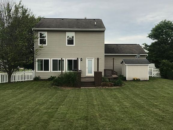2nd image of 90 Salem Dr
