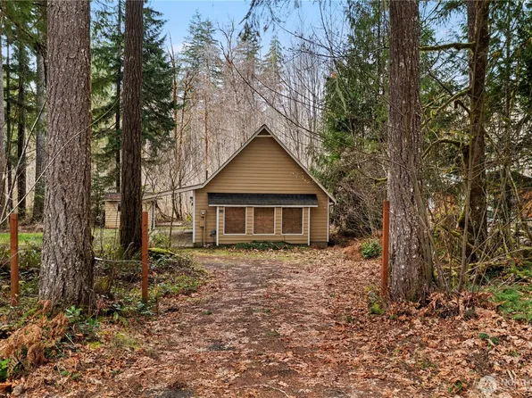 380 N Duckabush Drive E, Hoodsport, WA 98548