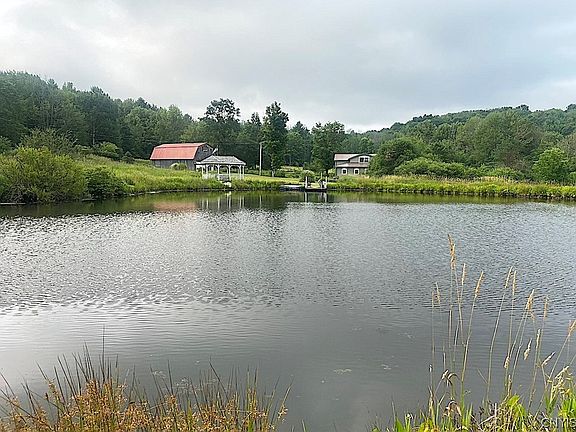 4th image of 4221 Dineen Rd