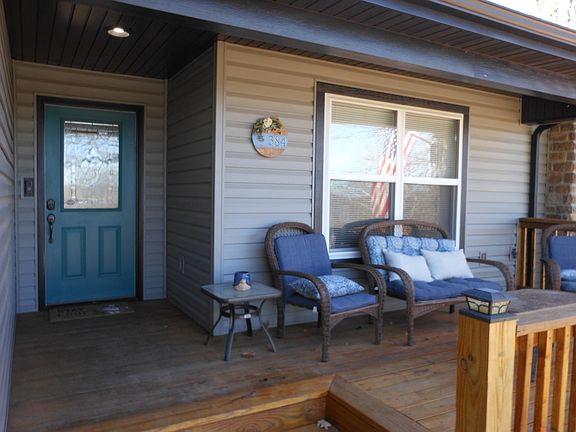 4th image of 384 Tate Rd