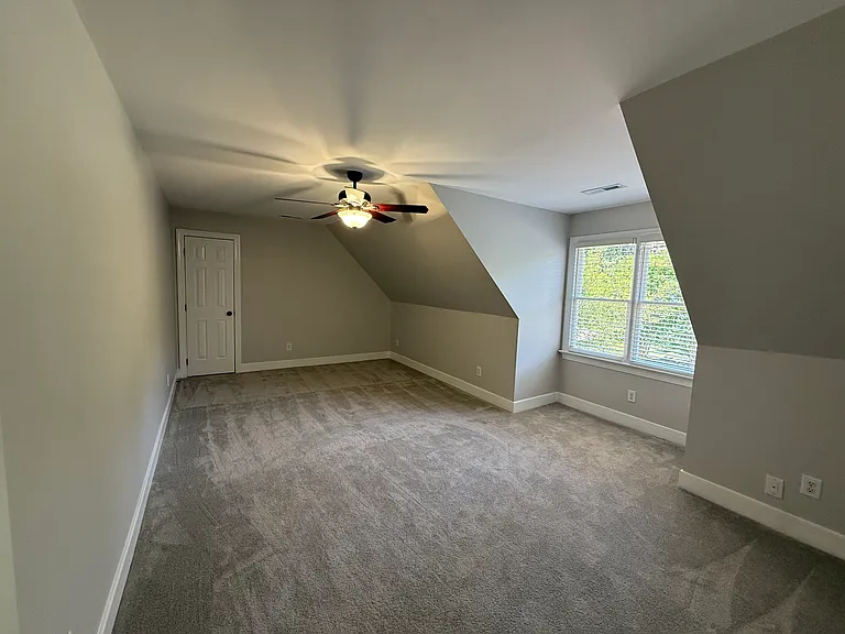 205 Tynemouth Dr — Photo 45