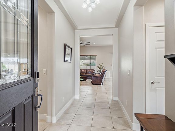 5th image of 2355 E Thunder Bluff Dr