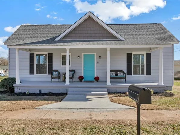 211 Wellington St, Anderson, SC 29624