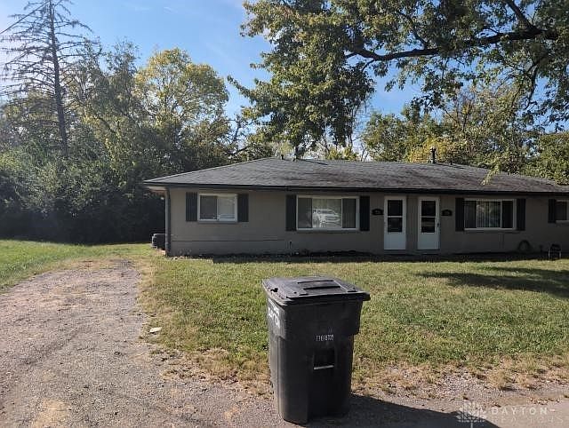 2nd image of 773-775 Goodlow Ave