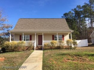 320 Robin Hood Ln, Sanford, NC 27330