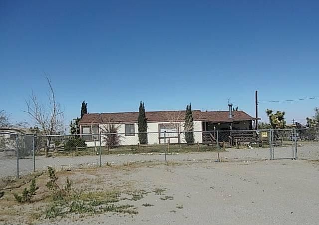 1st image of 4040 Greasewood Ln