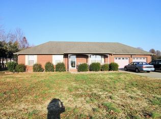 2296 Peartree Rd, Elizabeth City, NC 27909