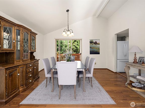 4th image of 9927 63rd Avenue Ct E