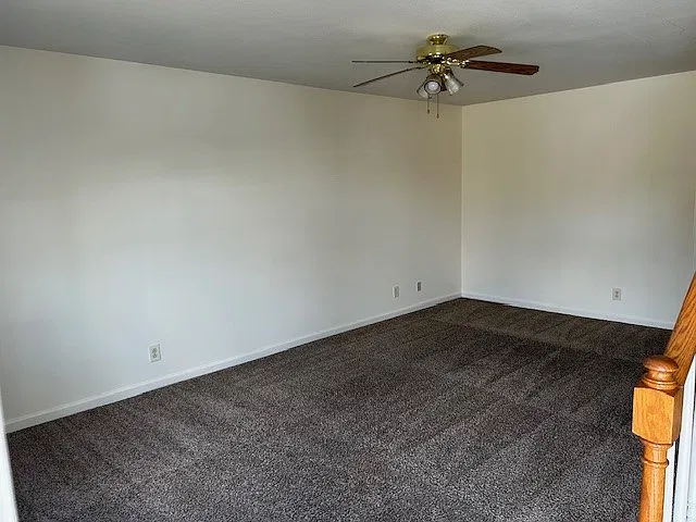 2 bed, 1.5 bath, 1000 sqft, $925 — Photo 3