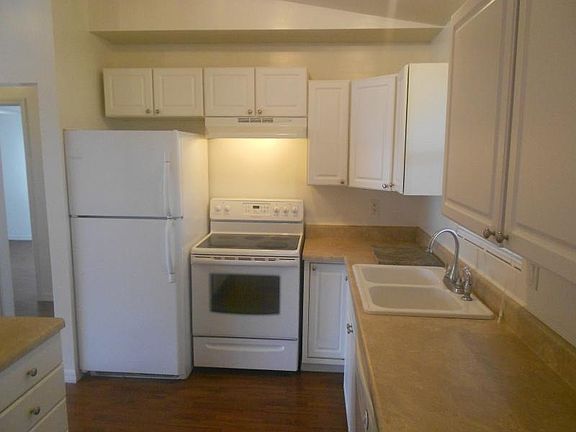 4th image of 1205 NW 14th Ave