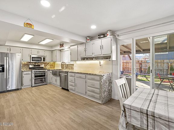 5th image of 7275 Offenhauser Dr