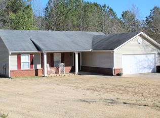562 Pin Oak Dr, Bethlehem, GA 30620