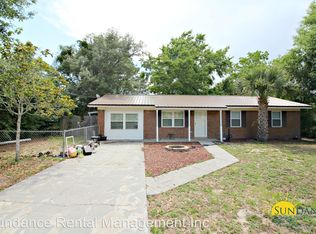 45 9th St, Shalimar, FL 32579