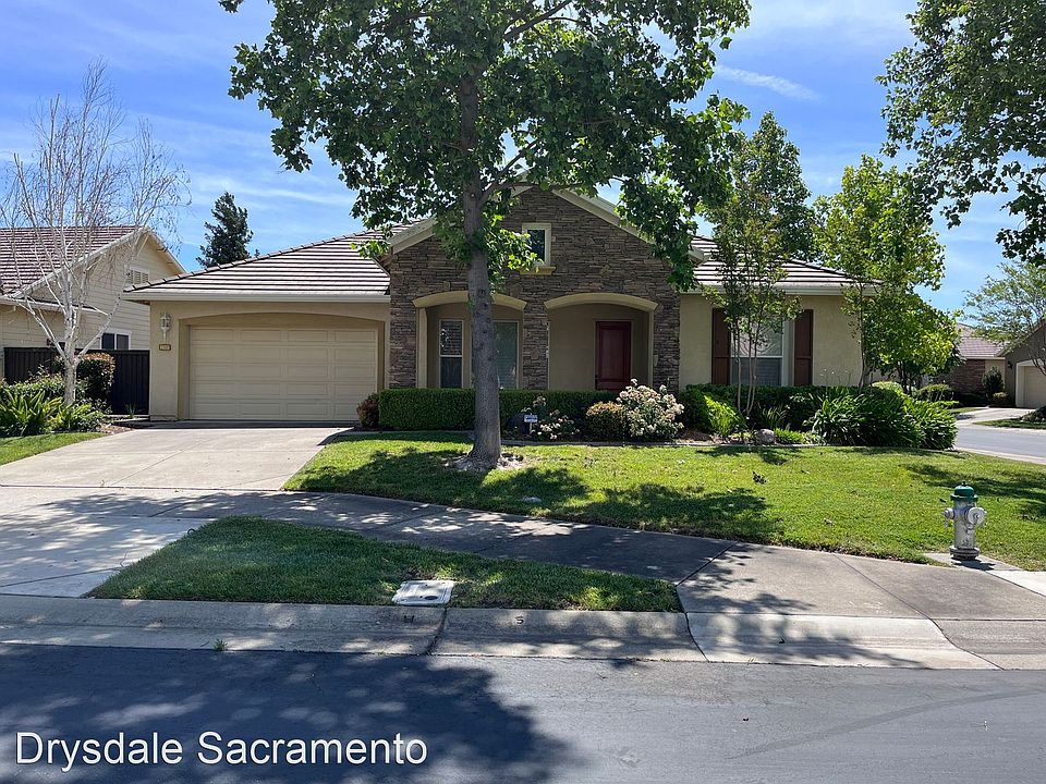 1st image of 2732 Heritage Park Ln